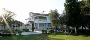 Villa Karras
